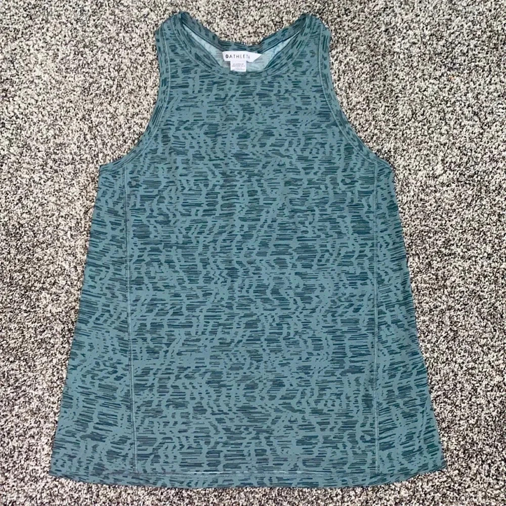 Athleta Ultimate Train Tank in Patterned Teal